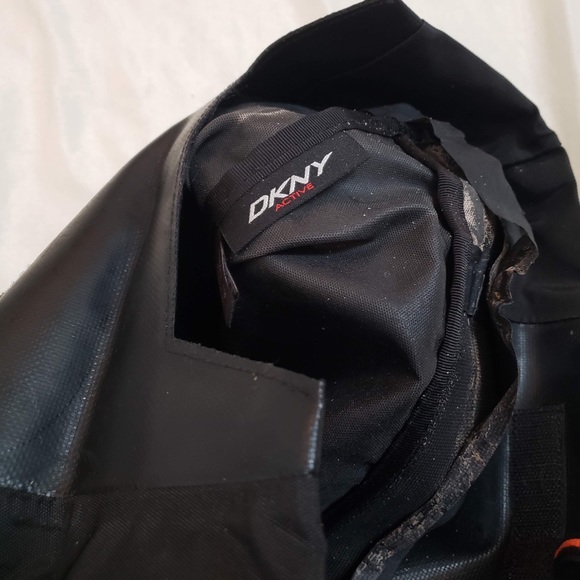 Vintage DKNY Active Sports Bag - Picture 4 of 5